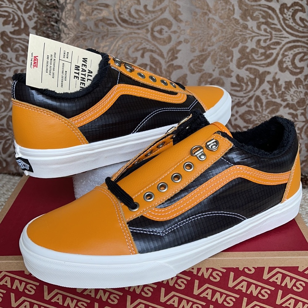 Vans Old Skool Mte Apricot/Black WMNS - Picture 2 of 16